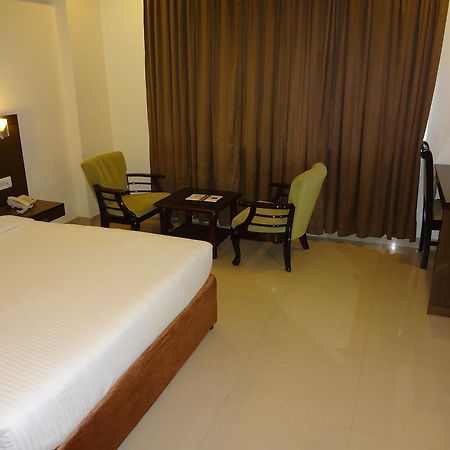 Hotel Budhil Park Visakhapatnam Exterior foto