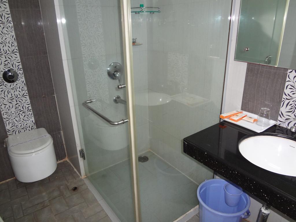 Hotel Budhil Park Visakhapatnam Zimmer foto