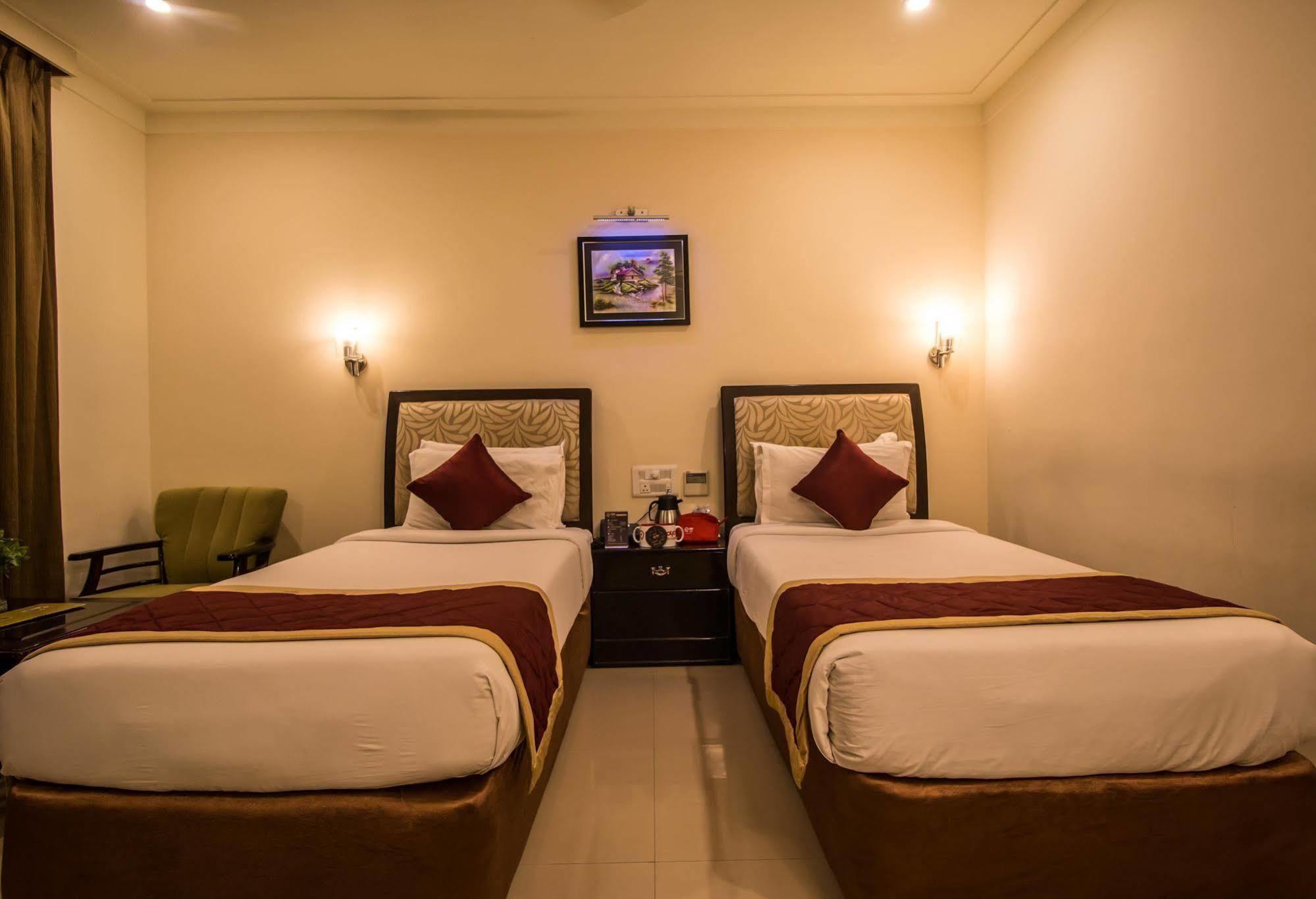 Hotel Budhil Park Visakhapatnam Exterior foto