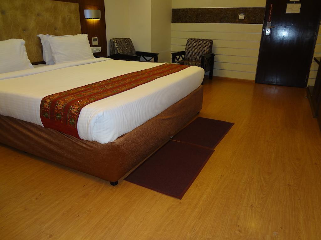 Hotel Budhil Park Visakhapatnam Exterior foto